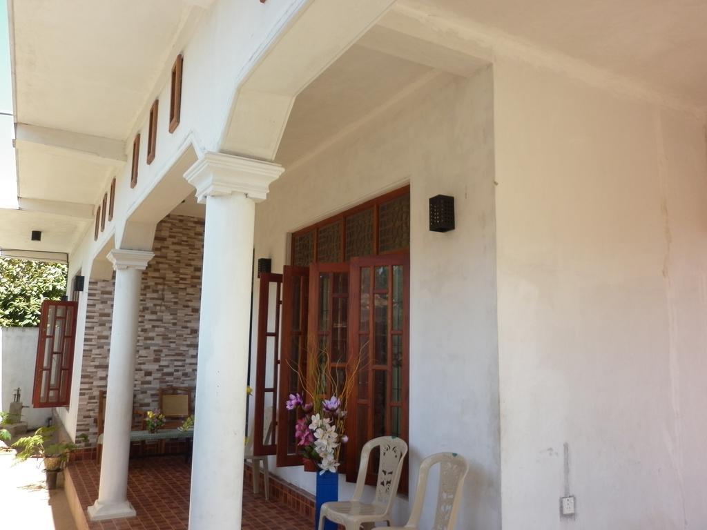 Seetha'S Hostel Negombo Exterior photo